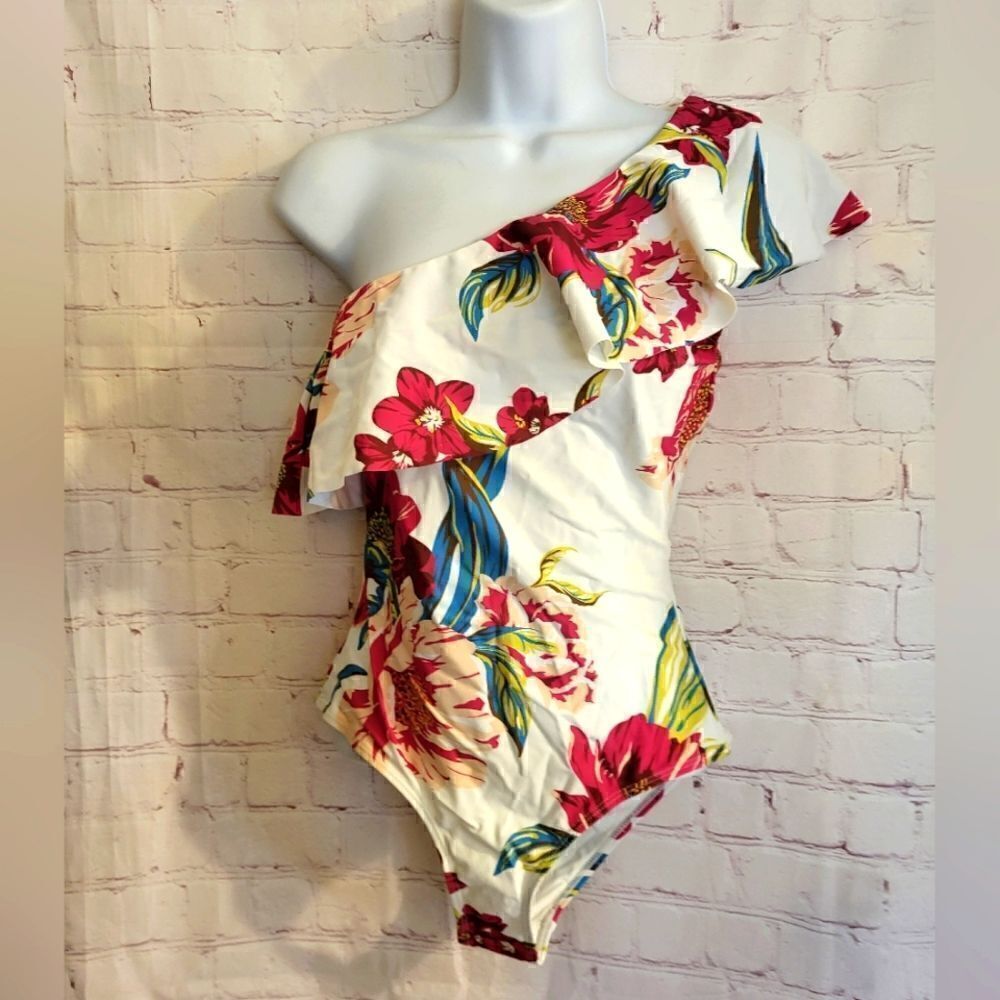 NWT 6 Shore Road One Shoulder  Ruffle Floral Print 1 Pc.Swimsuit sz.S Ret. $165